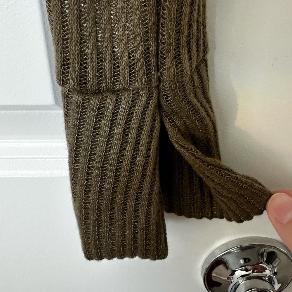 PrettyLittleThing Ribbed Long Sleeve Sweater - Picture 2 of 4